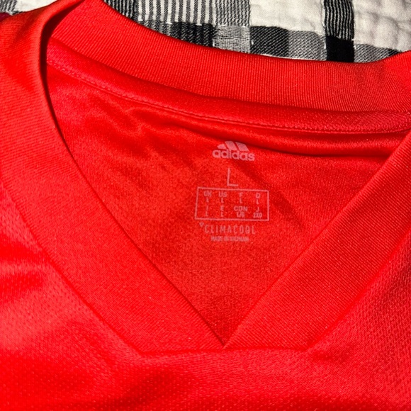 Bayern training jersey - Picture 3 of 3